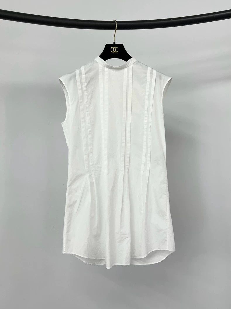 Chanel Chanel 22P white sleeveless shirt Size XS / US 0-2 / IT 36-38 - 1 Thumbnail