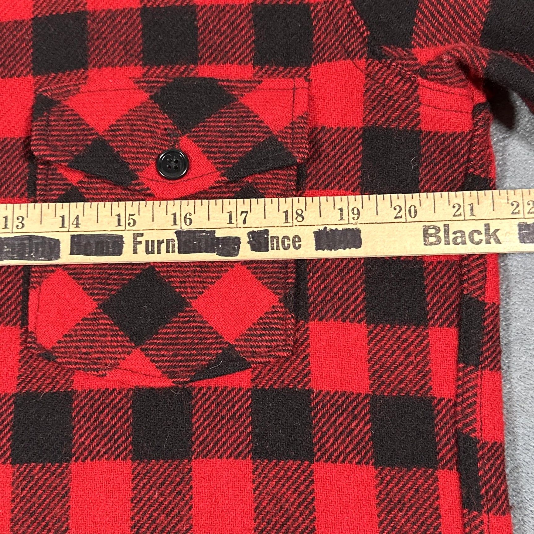 Vintage VINTAGE Woolrich Shirt Jacket Mens M Red Black Buffalo Plaid Wool USA 80s Button-Up Casual Workwear Mens Size US M / EU 48-50 / 2 - 6 Thumbnail