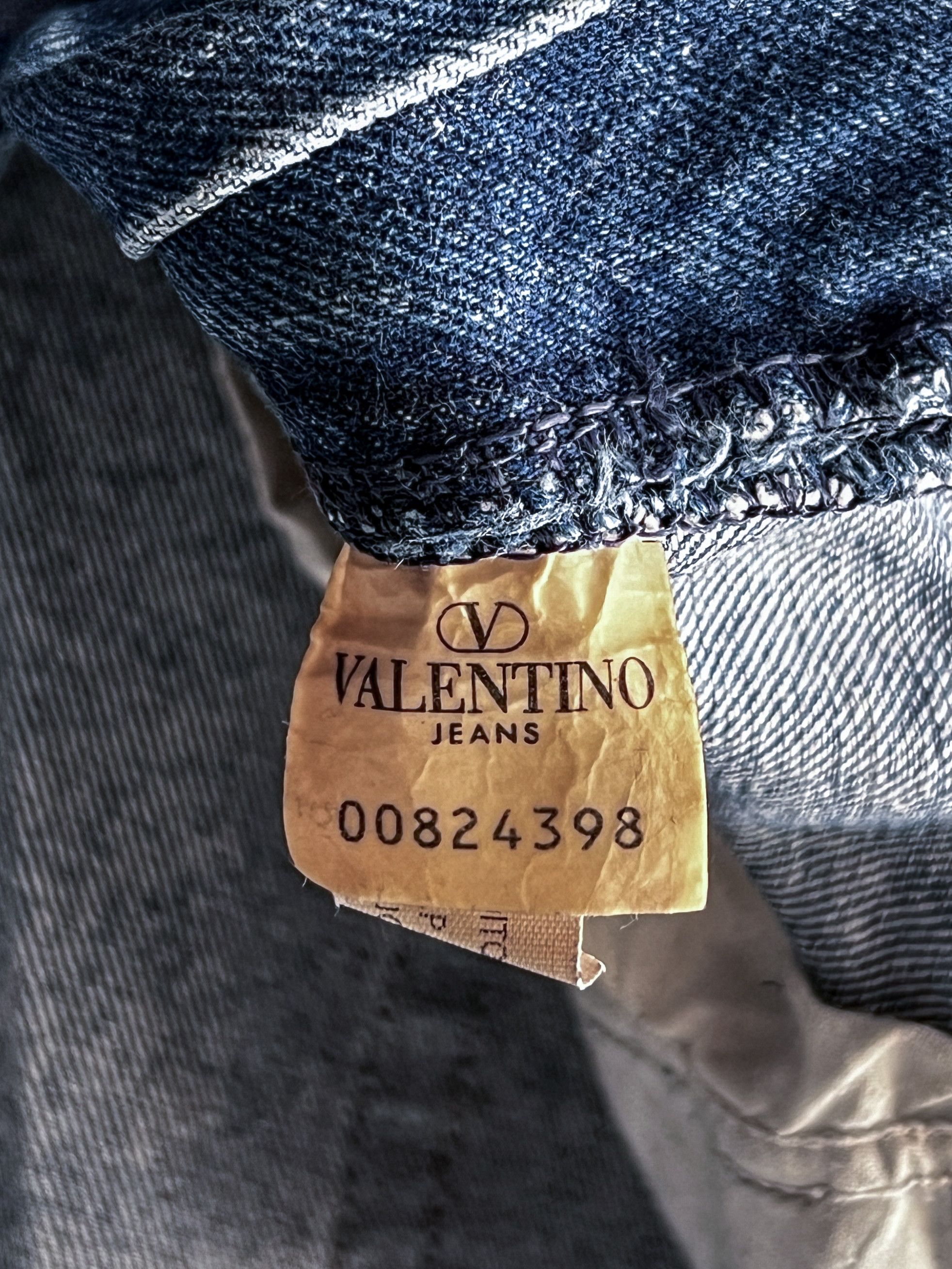 Jean × Valentino × Vintage VALENTINO Jeans Wash Blue Denim Vintage 90s Size US 38 / EU 54 - 10 Thumbnail