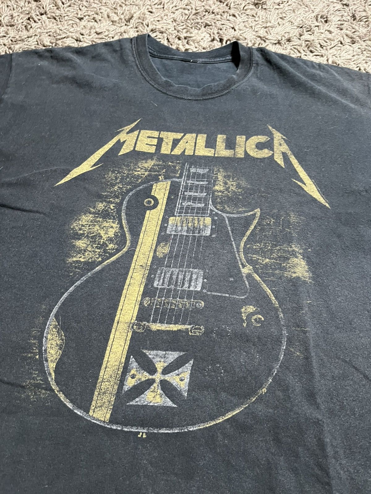 Metallica METALLICA VINTAGE IRON CROSS GUITAR BAND Y2K TEE Size US XL / EU 56 / 4 - 2 Thumbnail