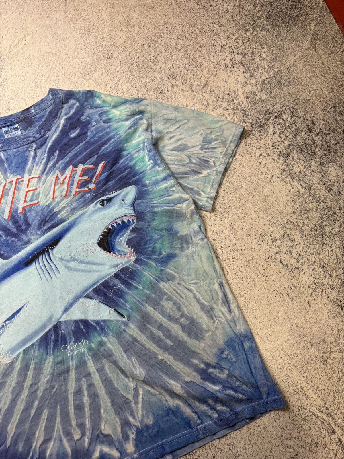 Vintage Vintsge Shark Bite Me Tie Dye Graphic T-Shirt Puff Print All Size US XL / EU 56 / 4 - 7 Thumbnail