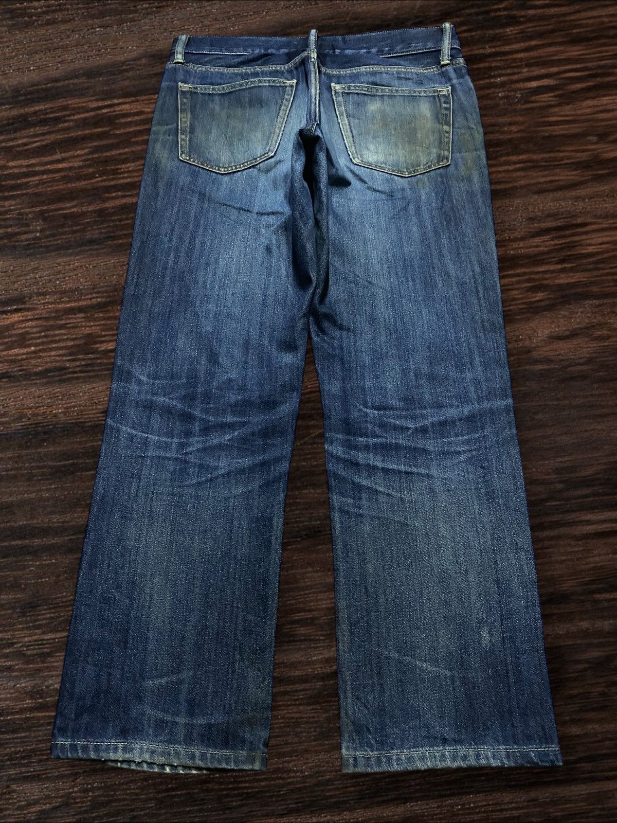 Japanese Brand Vintage Japanese Brand Uniqlo Mud Wash Distressed Loose Jean Size US 34 / EU 50 - 2 Thumbnail