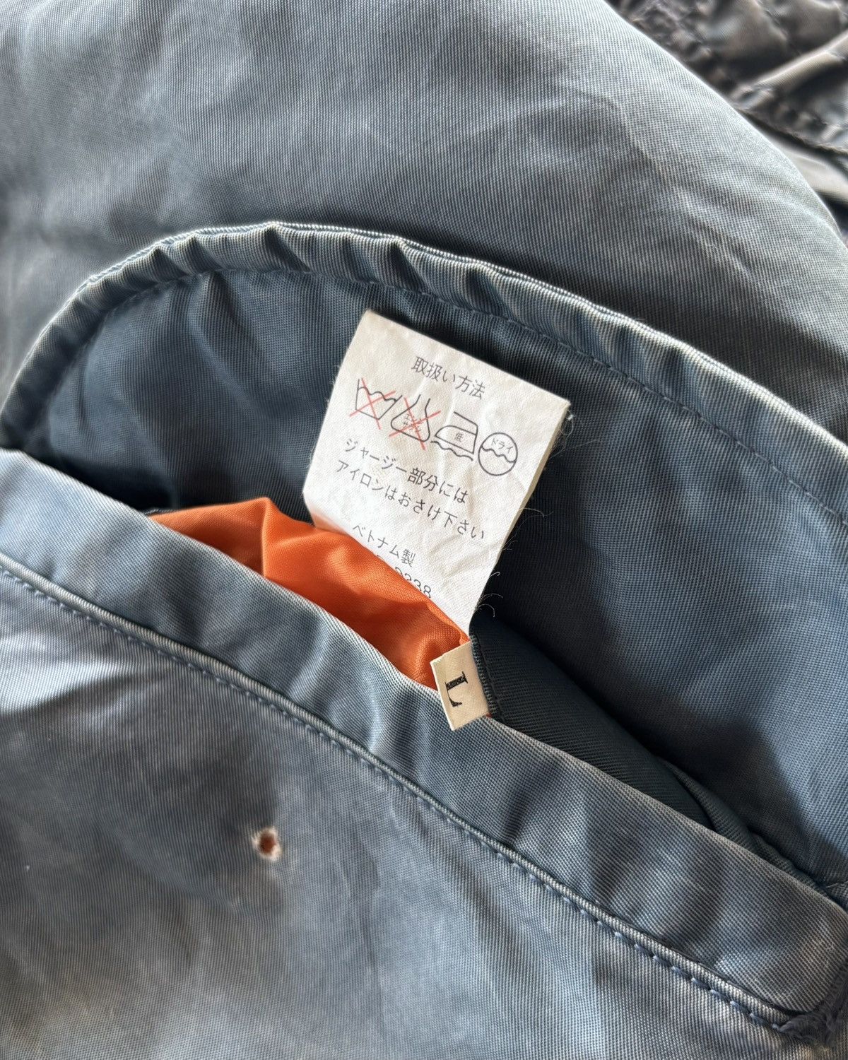 Alpha Industries 1990s Bomber Faded Grey Reversible Japan Jacket Size US L / EU 52-54 / 3 - 5 Thumbnail