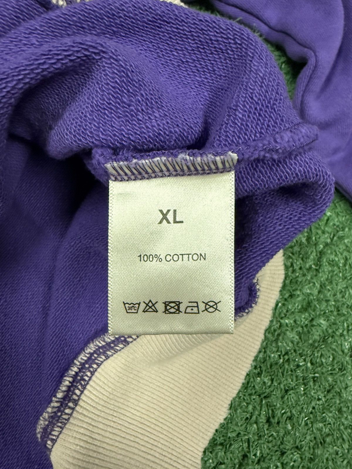 Vale Vale purple alien crewneck Size US XL / EU 56 / 4 - 5 Thumbnail