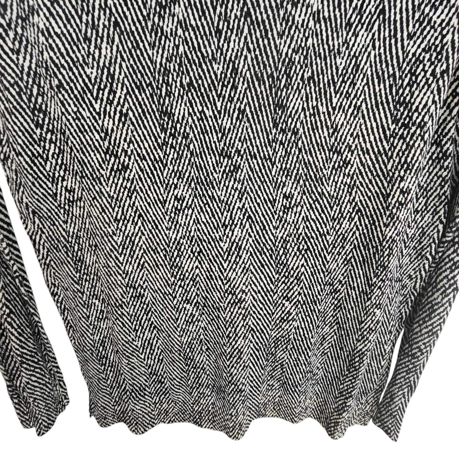 White House Black Market White House Black Market Womens Lightweight Knit Sweater S Size S / US 4 / IT 40 - 3 Thumbnail