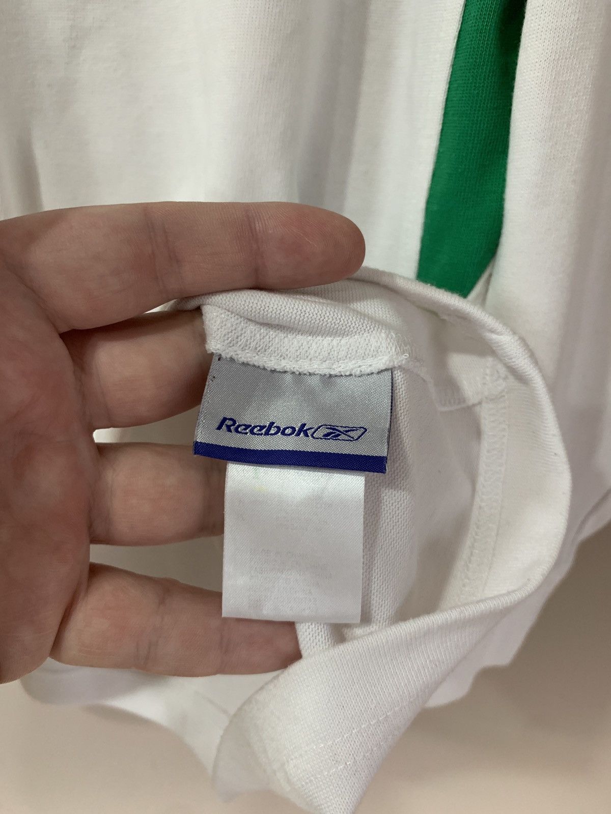 Reebok Wales 2003 Away Rugby Union Vintage Shirt Reebok Size M Size US M / EU 48-50 / 2 - 13 Thumbnail