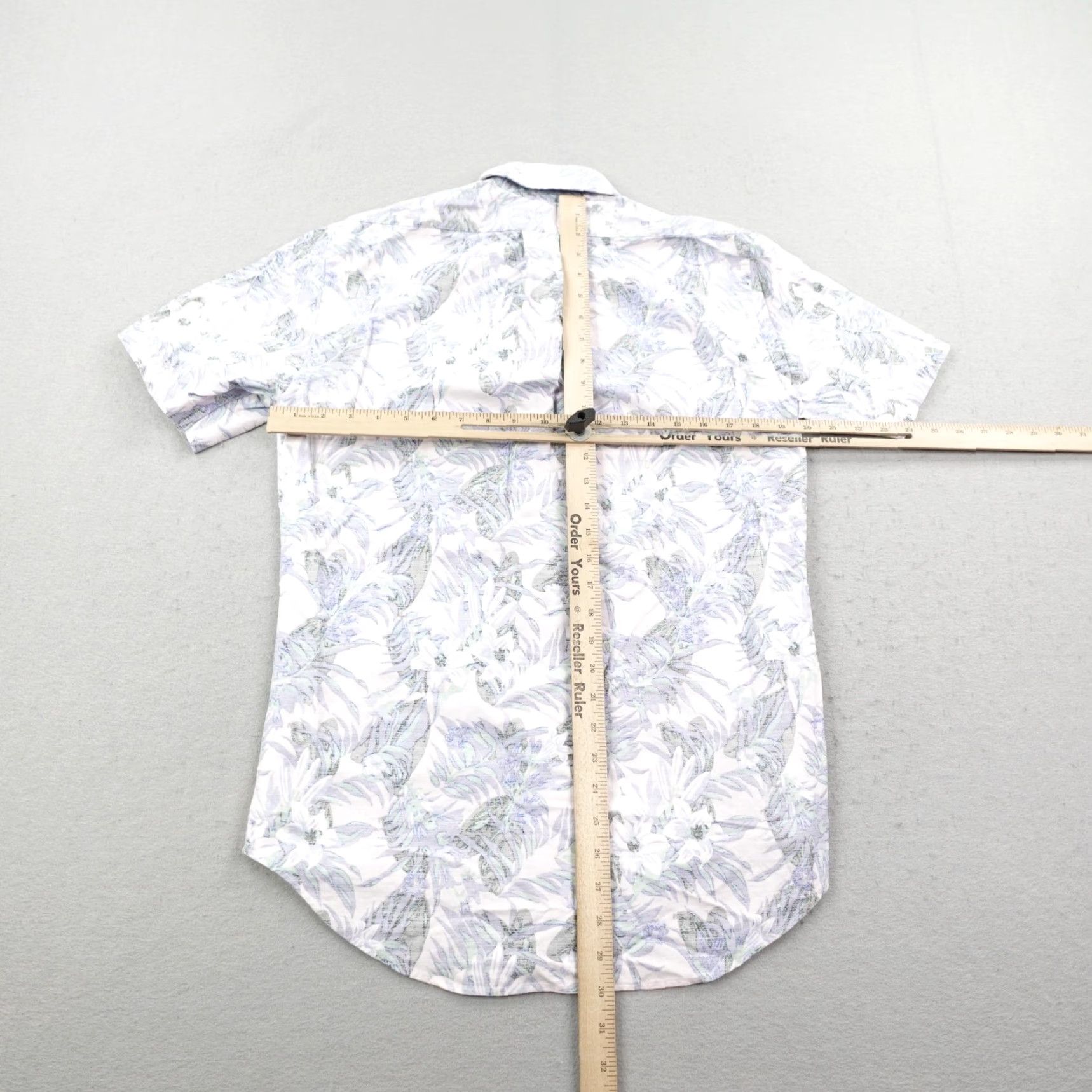 Brooks Brothers Brooks Brothers Shirt Men Small Pink Regent Floral Reverse Print Button Up Aloha Size US S / EU 44-46 / 1 - 6 Thumbnail