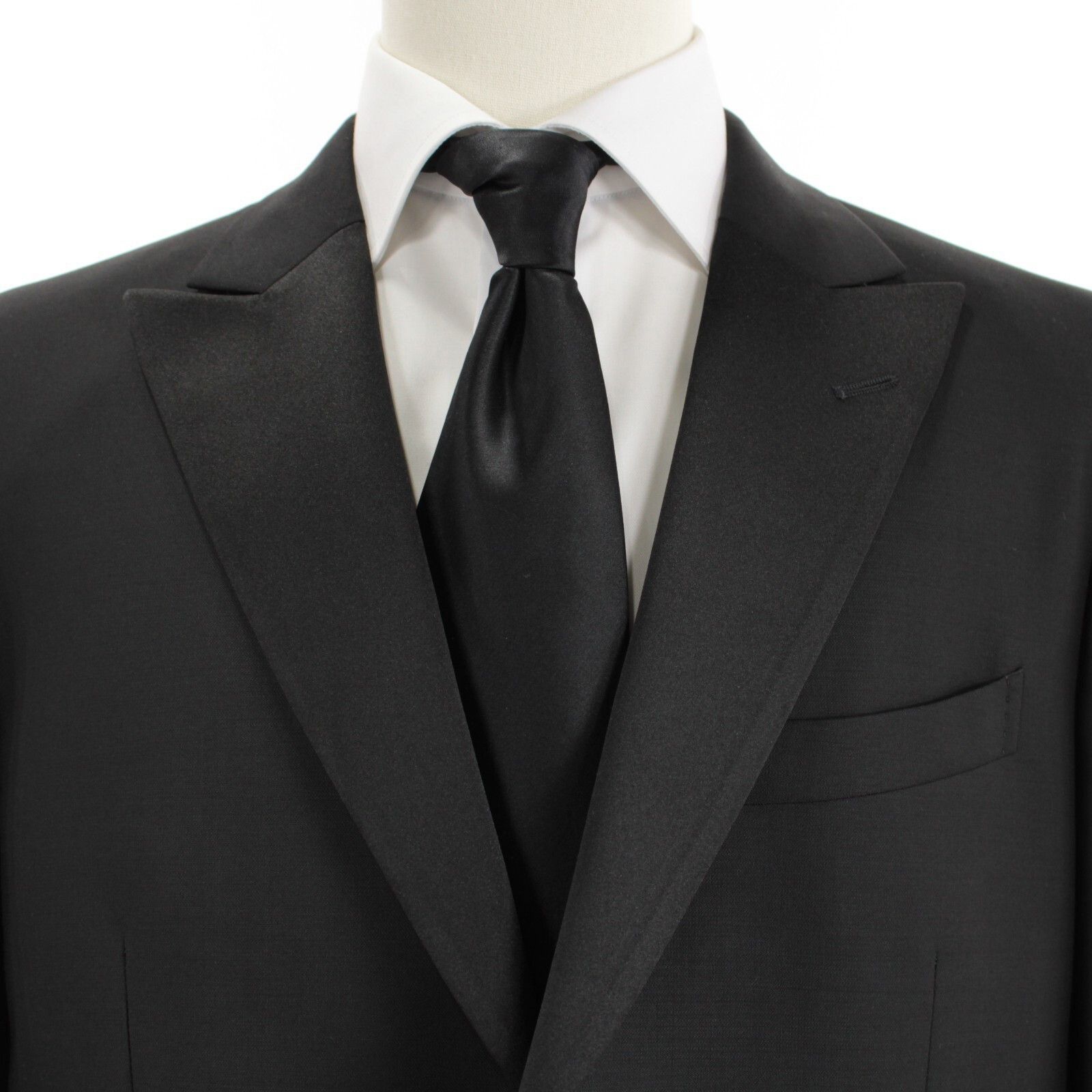 Boglioli Boglioli NWT Wool Two Piece Tuxedo Satin Peak Lapel Size 54R Size 44R - 2 Thumbnail
