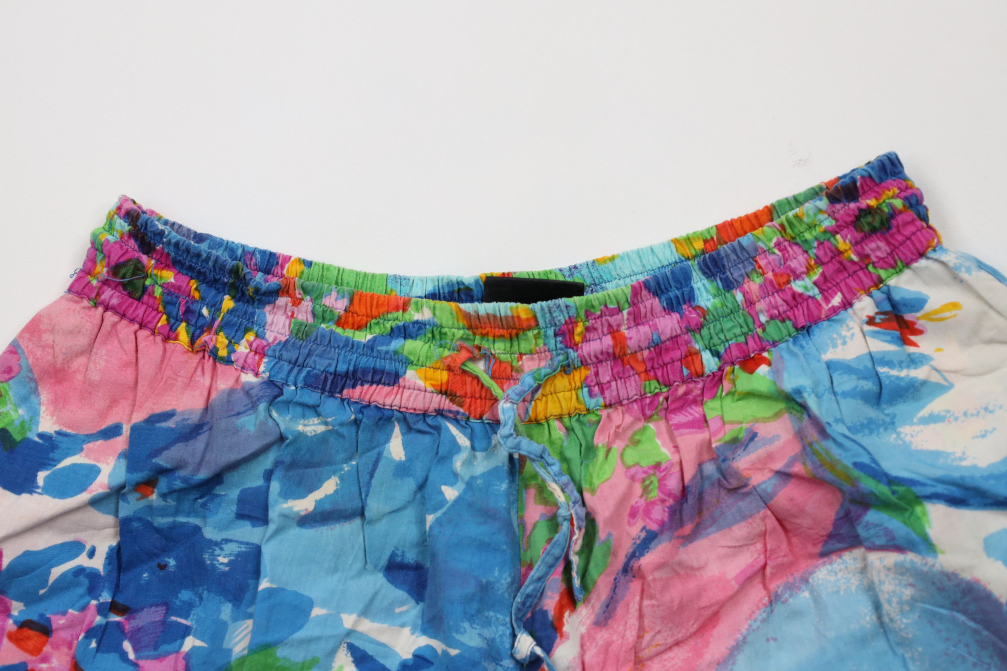 Vintage Vintage 90s Streetwear Abstract Flower Rainbow Shorts Cotton Size 36" / US 14 / IT 50 - 2 Thumbnail