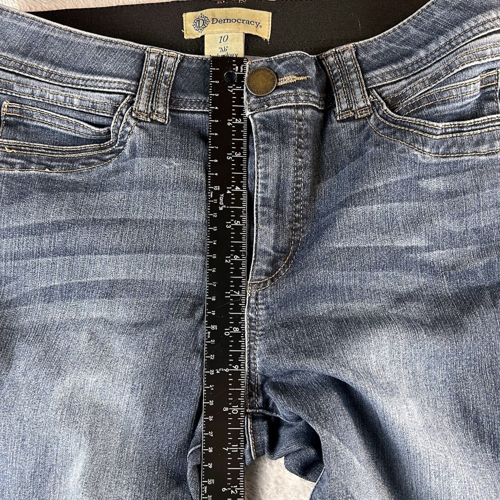 Vintage Democracy Jeans Women's 10 Blue City Preppy Straight Jeans with Stretch, Mid Rise, Button Zip, Pockets, Inseam See Images Size 32" / US 10 / IT 46 - 5 Thumbnail