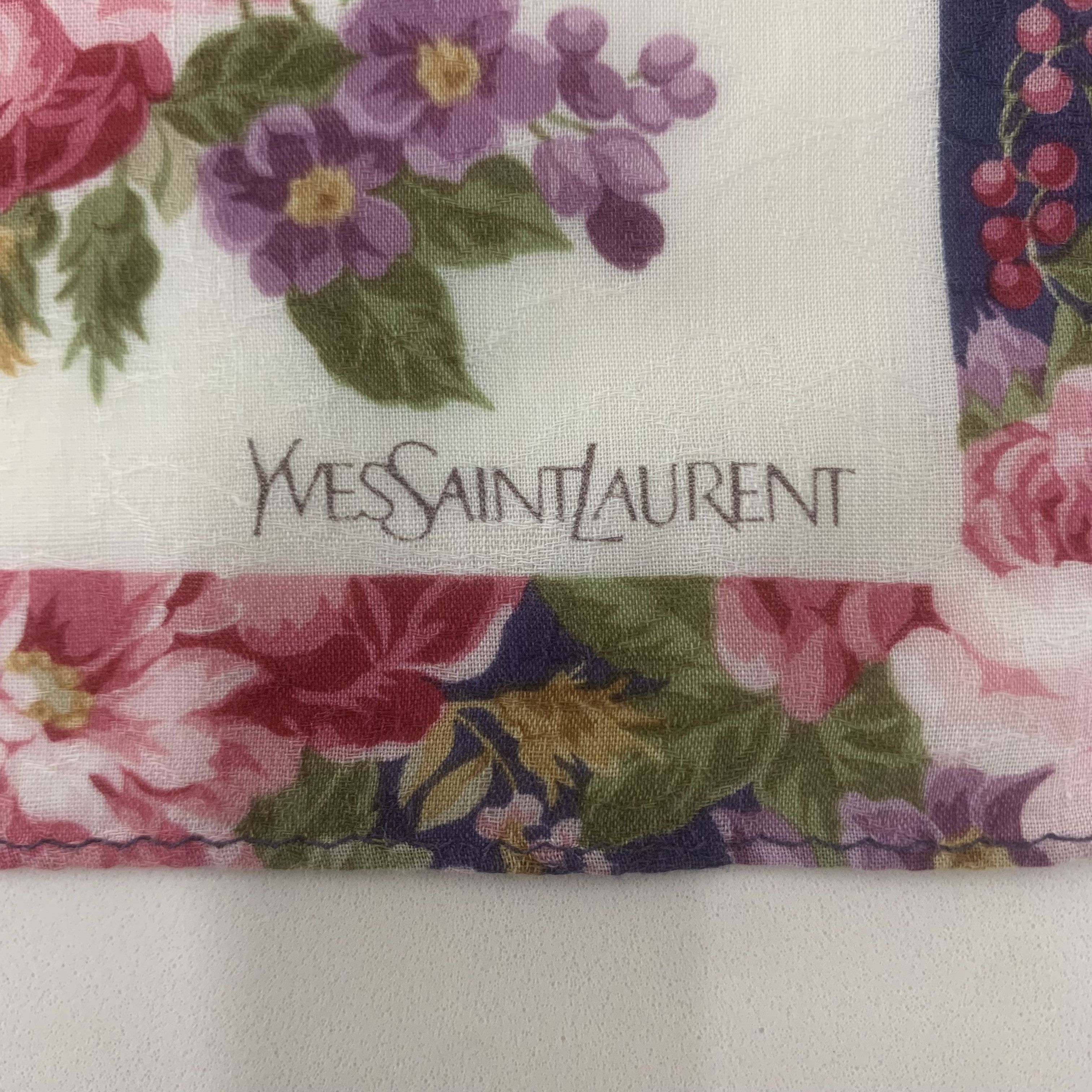 Yves Saint Laurent Yves Saint Lauren Handkerchief Bandana Neckerchief Square Size ONE SIZE - 4 Thumbnail