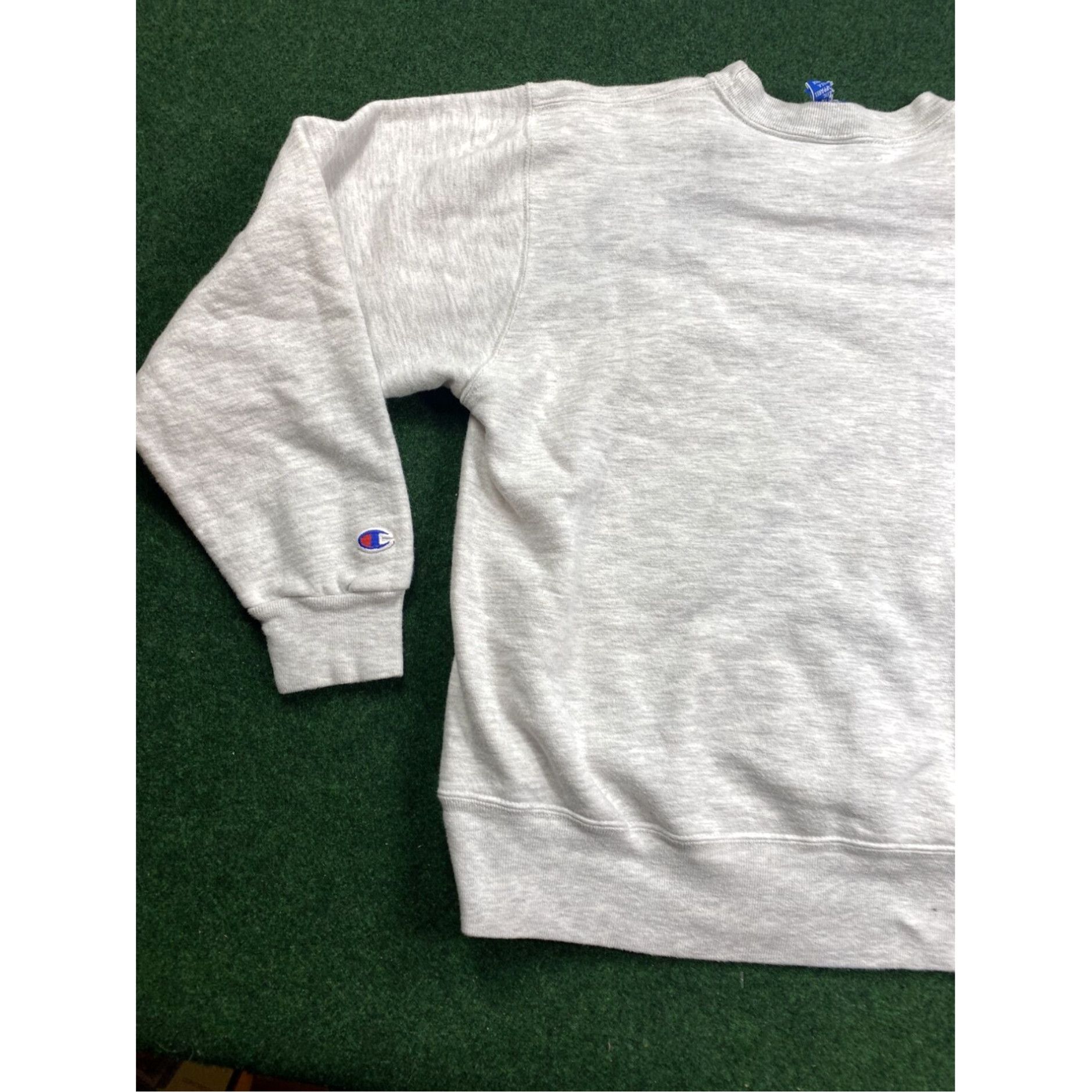 Champion Vintage Vtg 90sChampion Heather Gray Sweatshirt Size Medium Fast Shipping Size US M / EU 48-50 / 2 - 8 Thumbnail