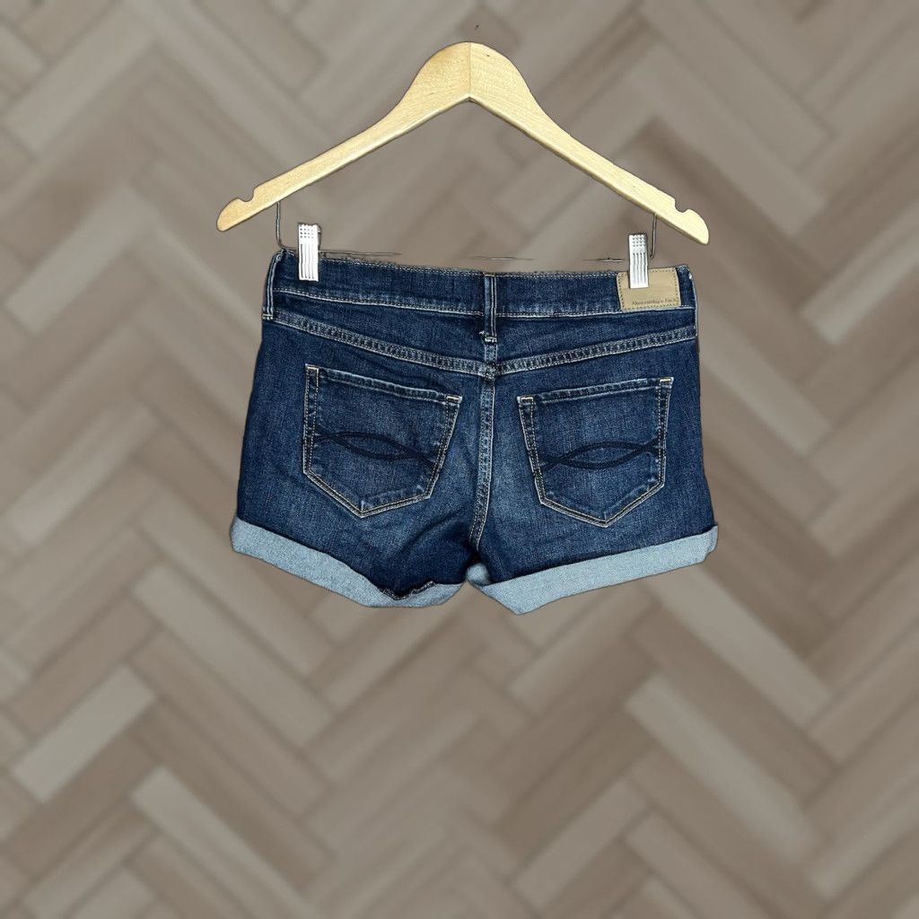 Abercrombie & Fitch Abercrombie & Fitch Womens Blue Denim Low Rise Short Size 2 Size 26" / US 2 / IT 38 - 1 Thumbnail