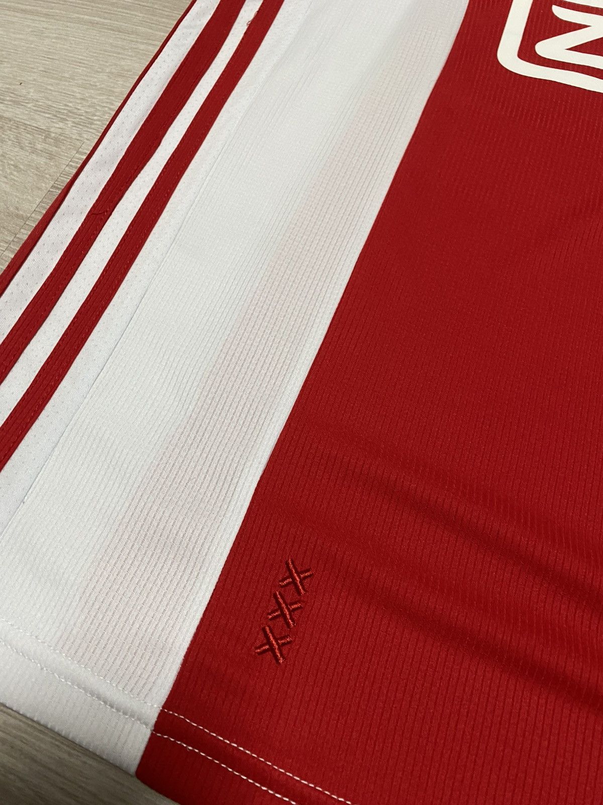 Adidas AJAX Amsterdam Adidas Jersey Patch Liga Champion size L Size US L / EU 52-54 / 3 - 10 Thumbnail