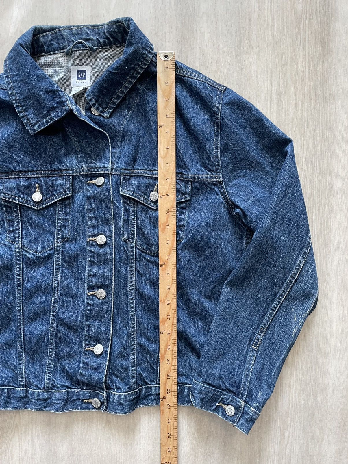 Gap VTG Y2K 01 Gap Denim Trucker Jacket Womens XL *thrashed Size XL / US 12-14 / IT 48-50 - 9 Thumbnail