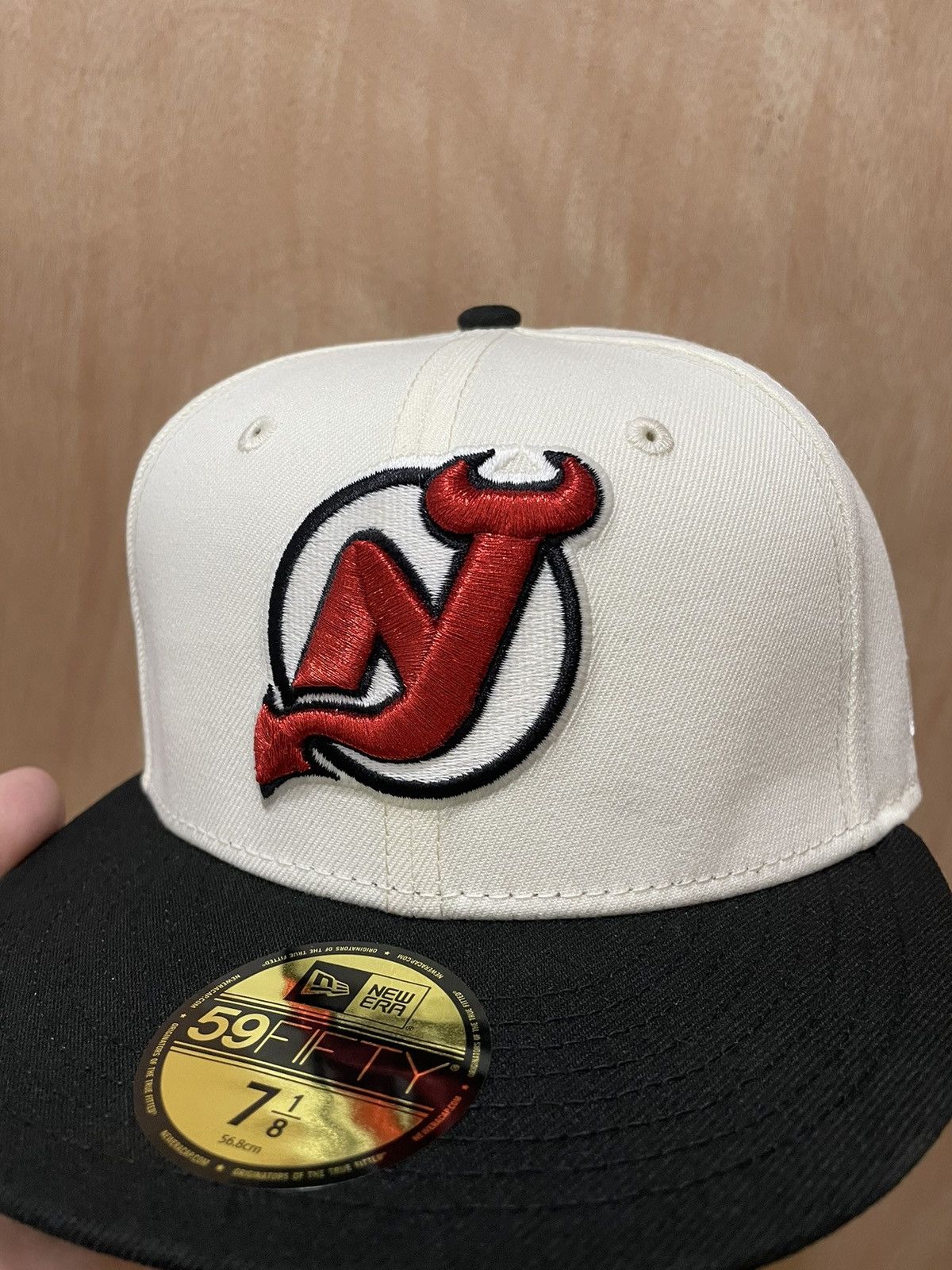 New Era Ecap city New Jersey devils off white 30 years patch 7 1/8 Size ONE SIZE - 2 Thumbnail