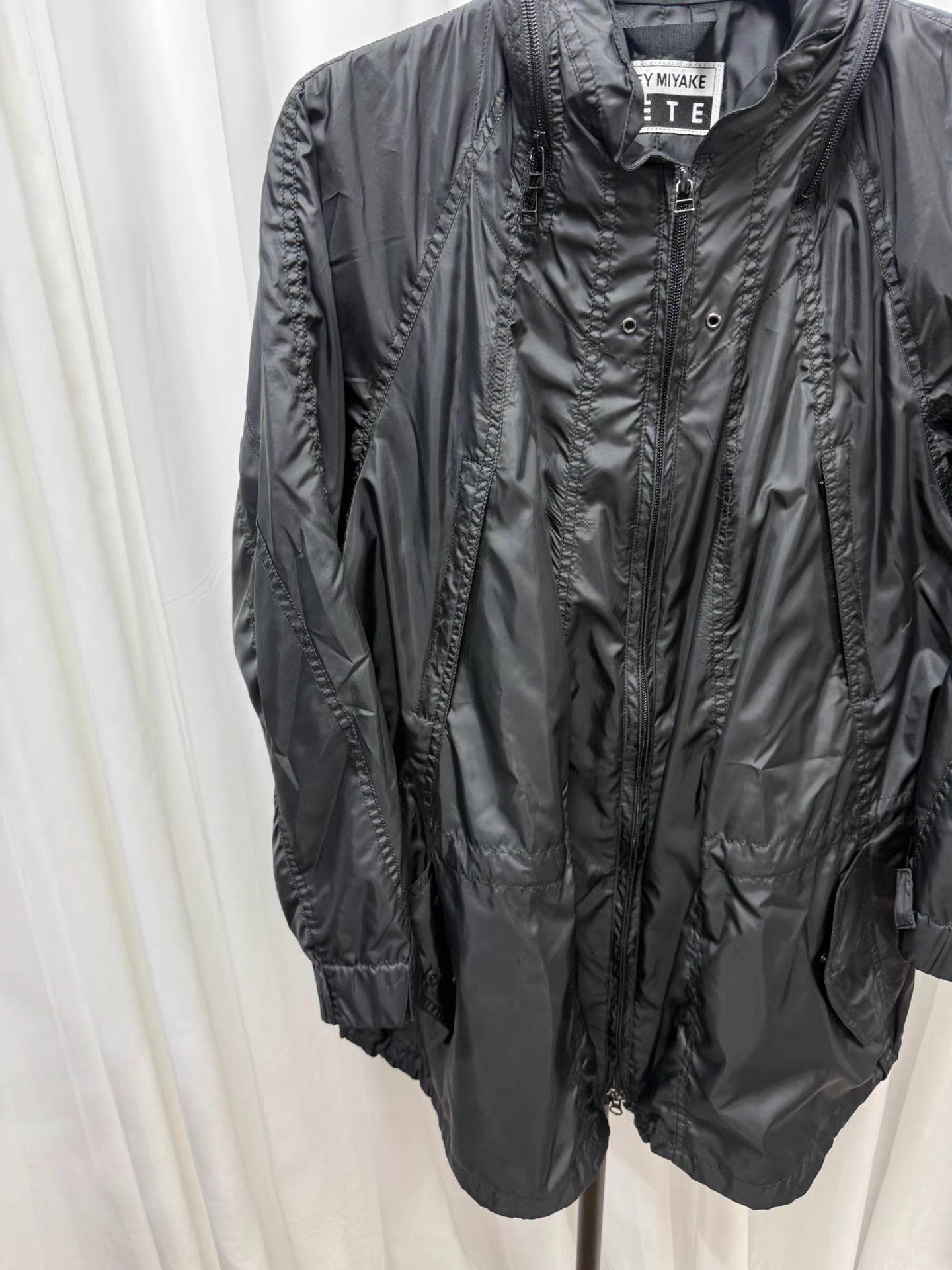 Issey Miyake Issey Miyake FETE Pleated Zip Trench Coat K20 Size US L / EU 52-54 / 3 - 2 Thumbnail