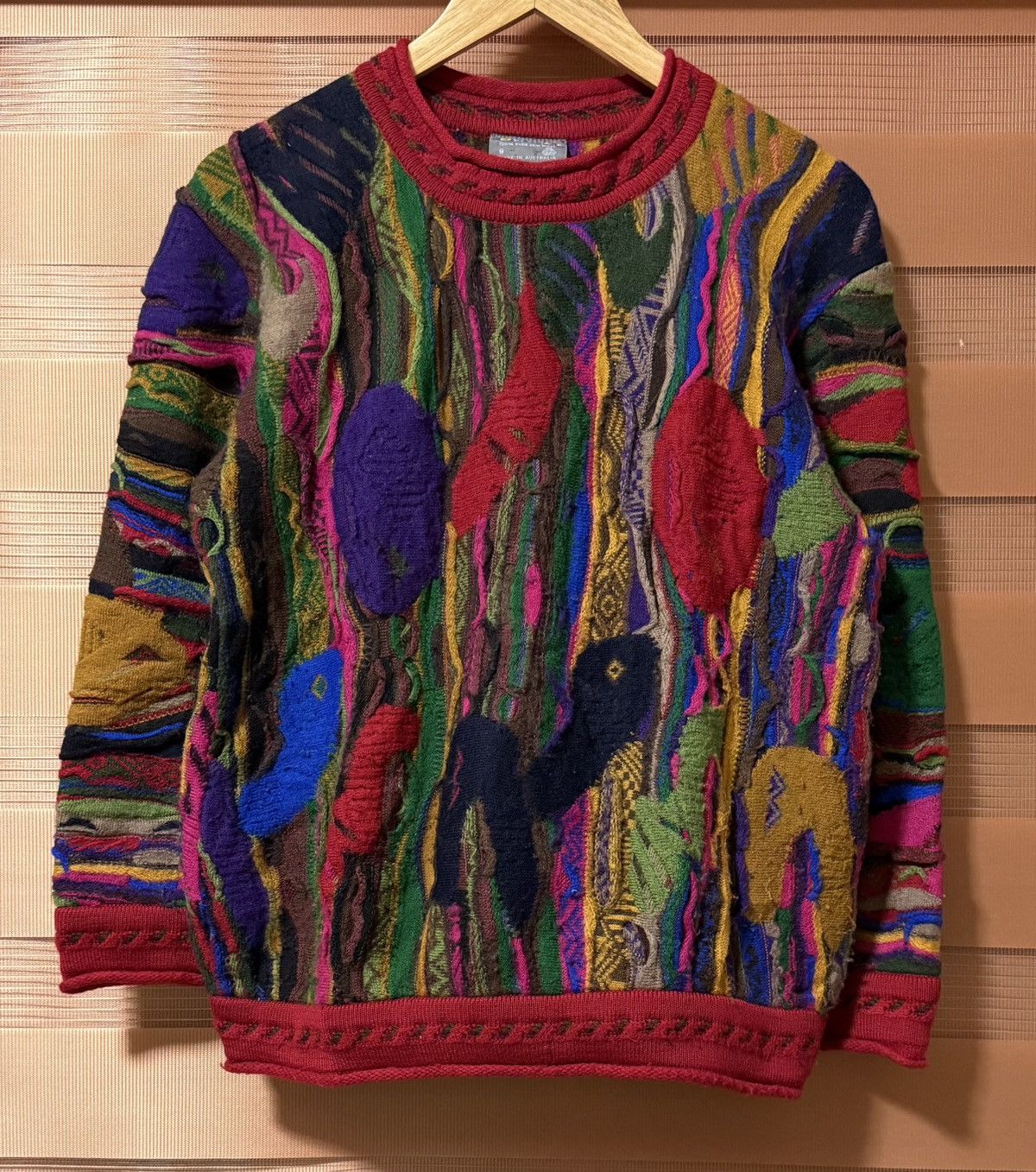 Coogi Coogi - 3D Wool Sweater Size US S / EU 44-46 / 1 - 1 Thumbnail