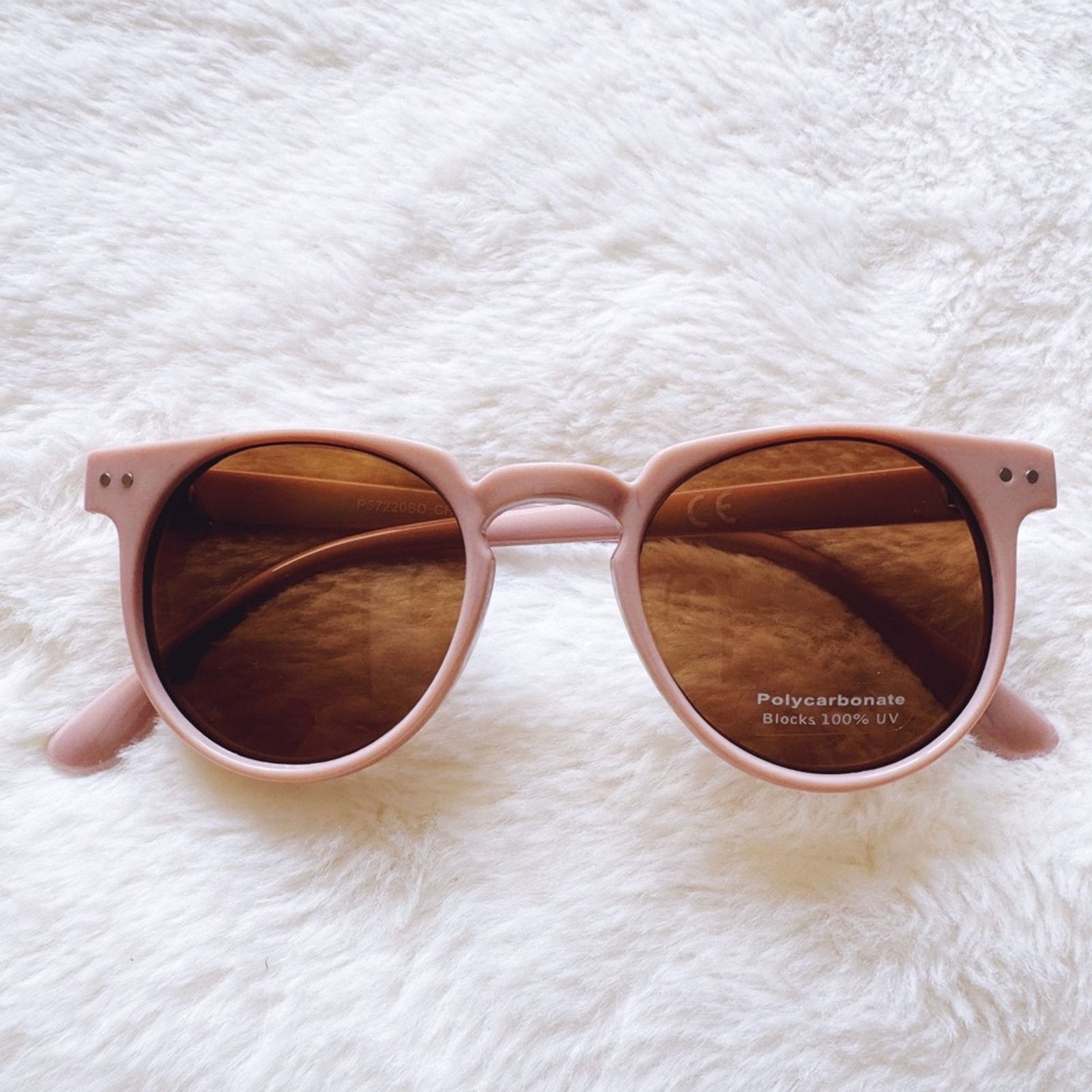 Other Paige Pink Round Sunglasses Size ONE SIZE - 1 Thumbnail