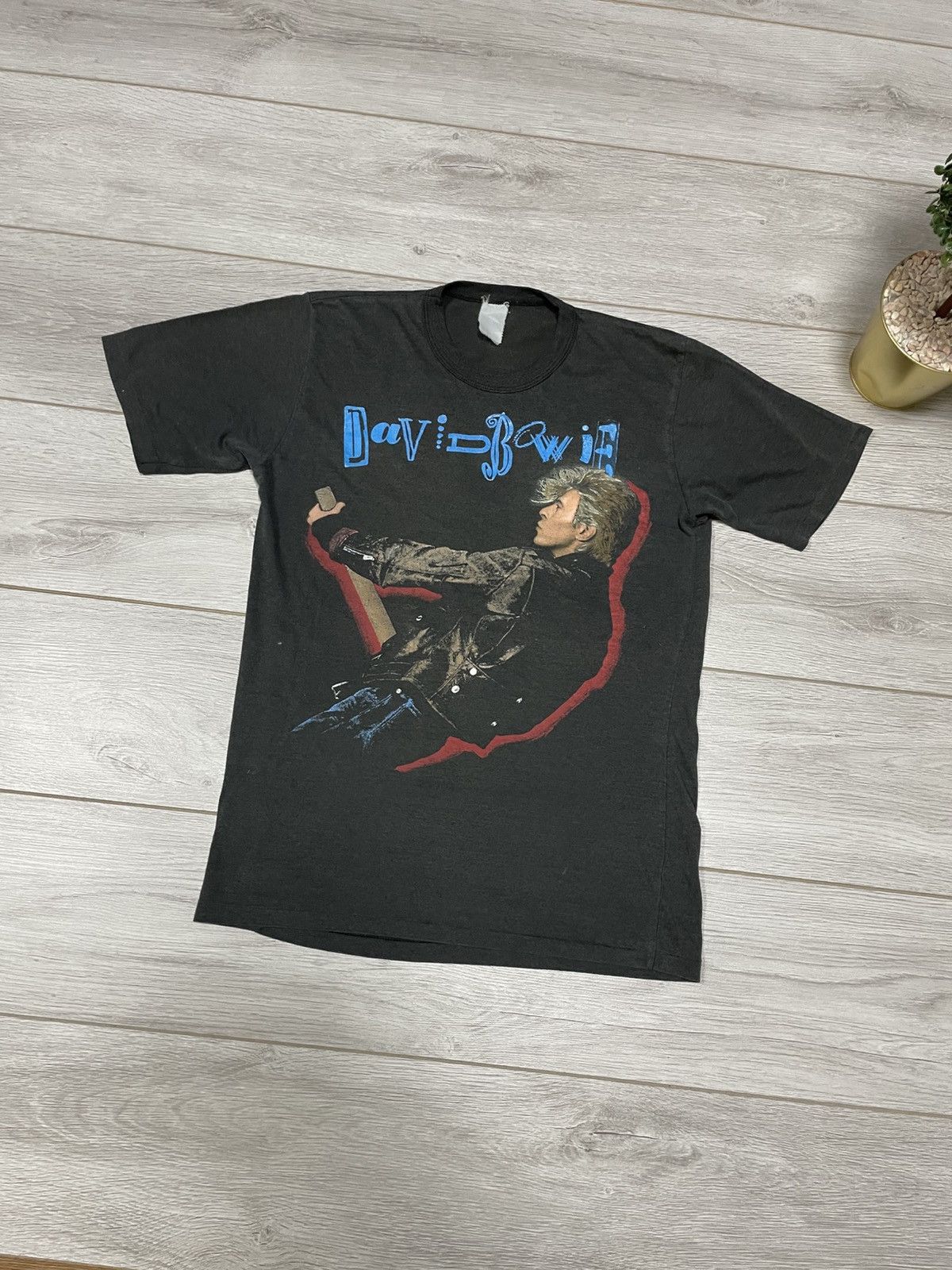 Band Tees 1987 David Bowie The Glass Spider Tour single stich tee Size US L / EU 52-54 / 3 - 1 Thumbnail