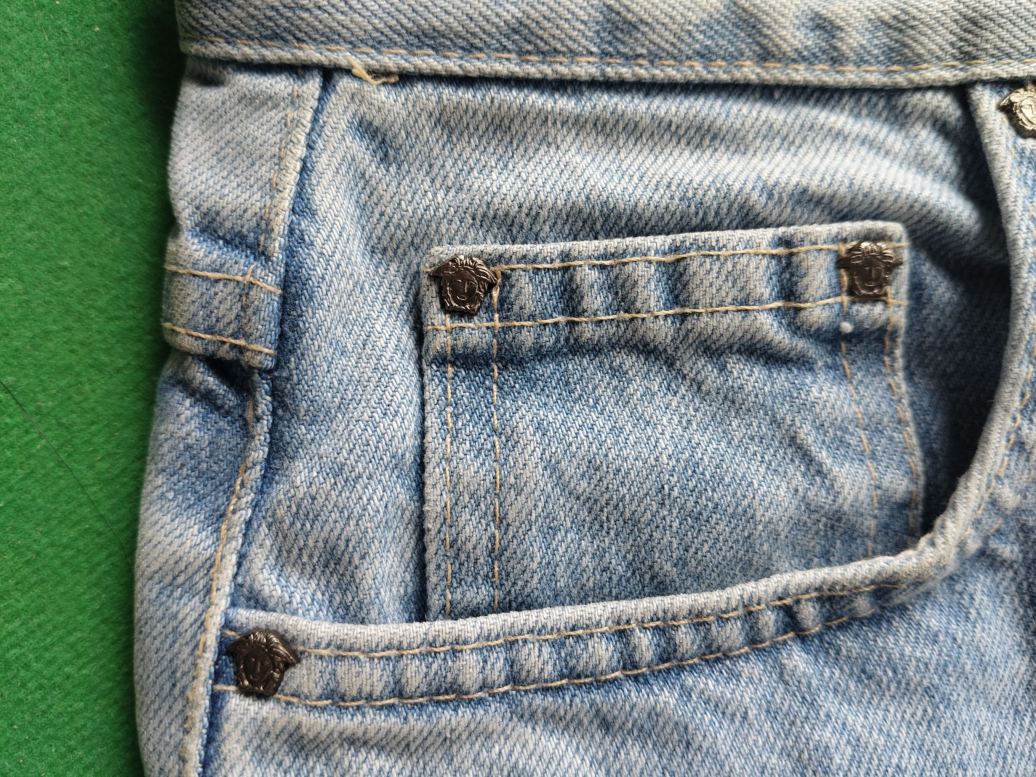 Versace Vintage Versace Jeans Size 26" / US 2 / IT 38 - 4 Thumbnail