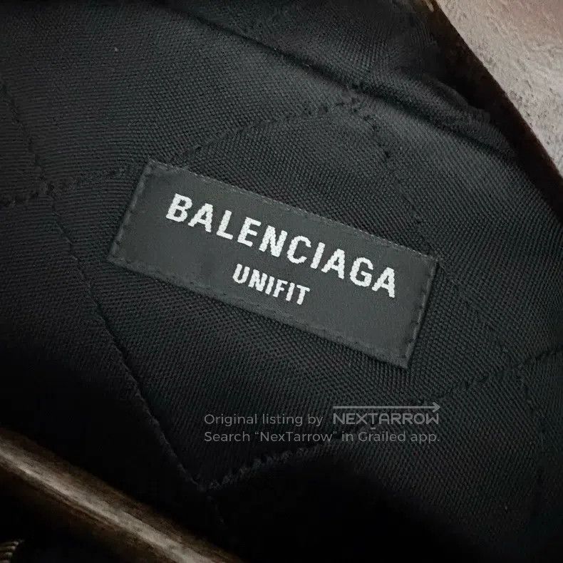Balenciaga Balenciaga 3B Embroidered Satin Zipper Bomber Oversized Ja Size US S / EU 44-46 / 1 - 3 Thumbnail