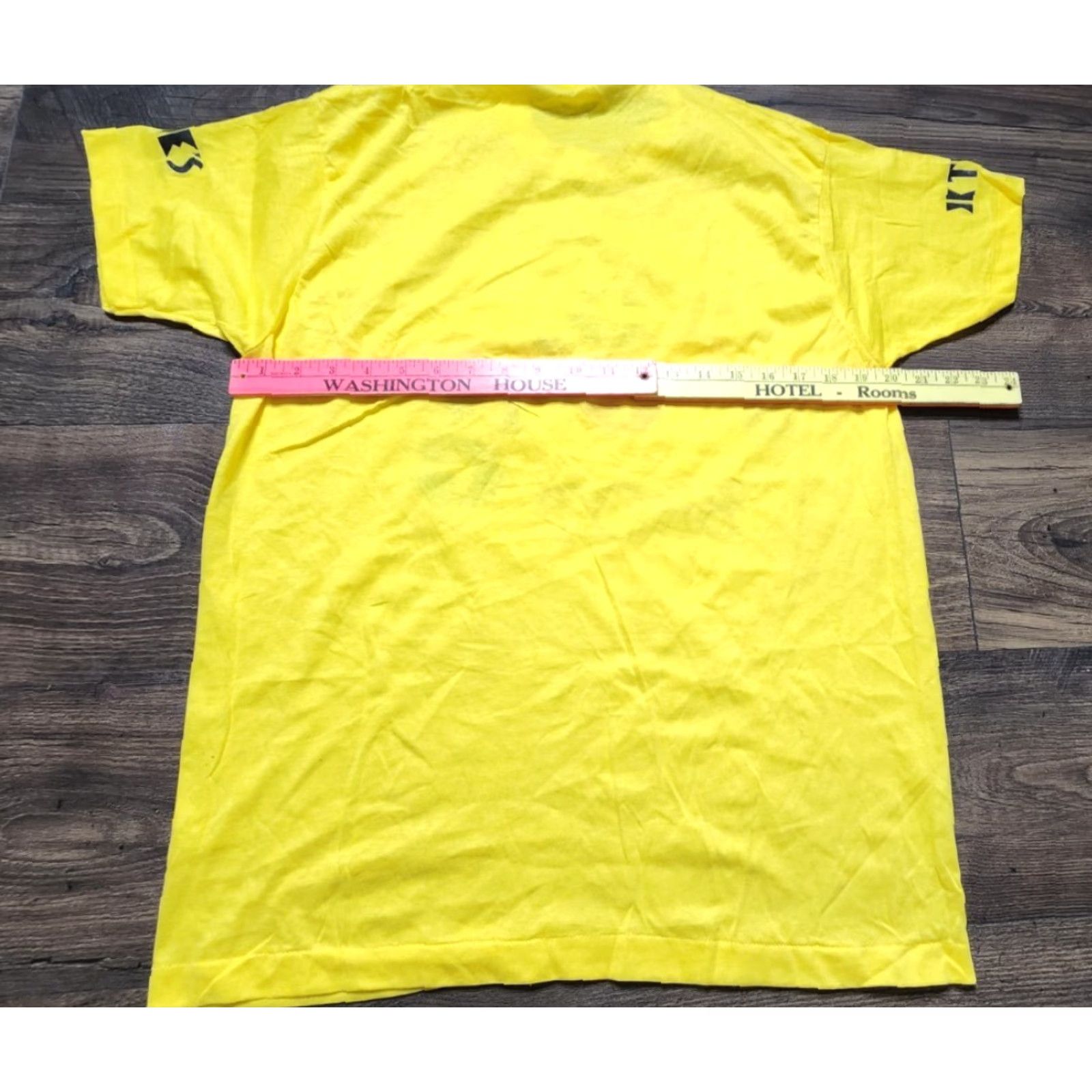Vintage VINTAGE Screen Stars T-Shirt Jogging Brot Bread Solid Crew Neck Short Sleeve XL Yellow 80s Mens Short-Sleeve Tee Size US XL / EU 56 / 4 - 2 Thumbnail