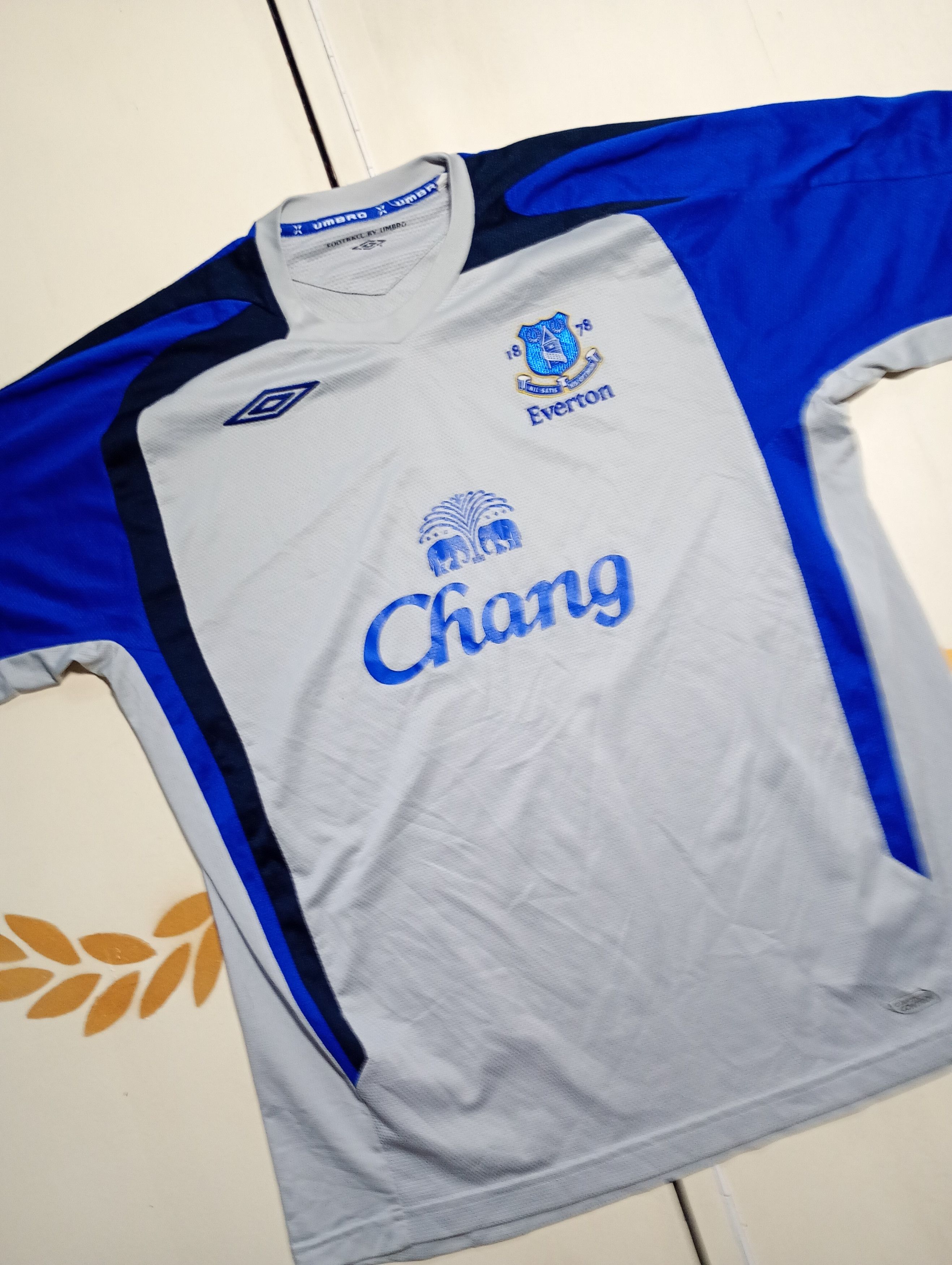 Umbro Umbro Everton FC Jersey 2005-2006 Size US L / EU 52-54 / 3 - 5 Thumbnail