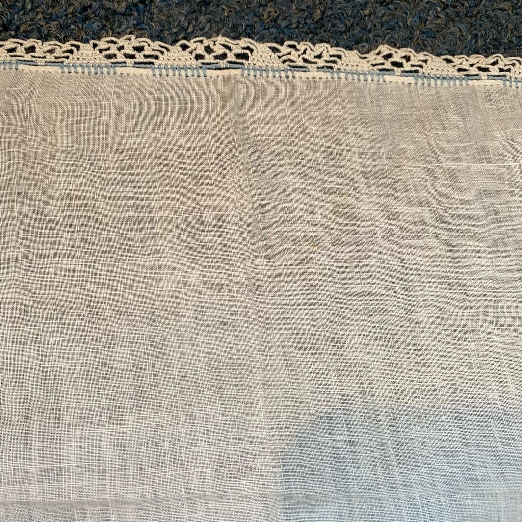 Other Vintage handkerchief with lace edging white & blue 12”x11” Size ONE SIZE - 6 Thumbnail