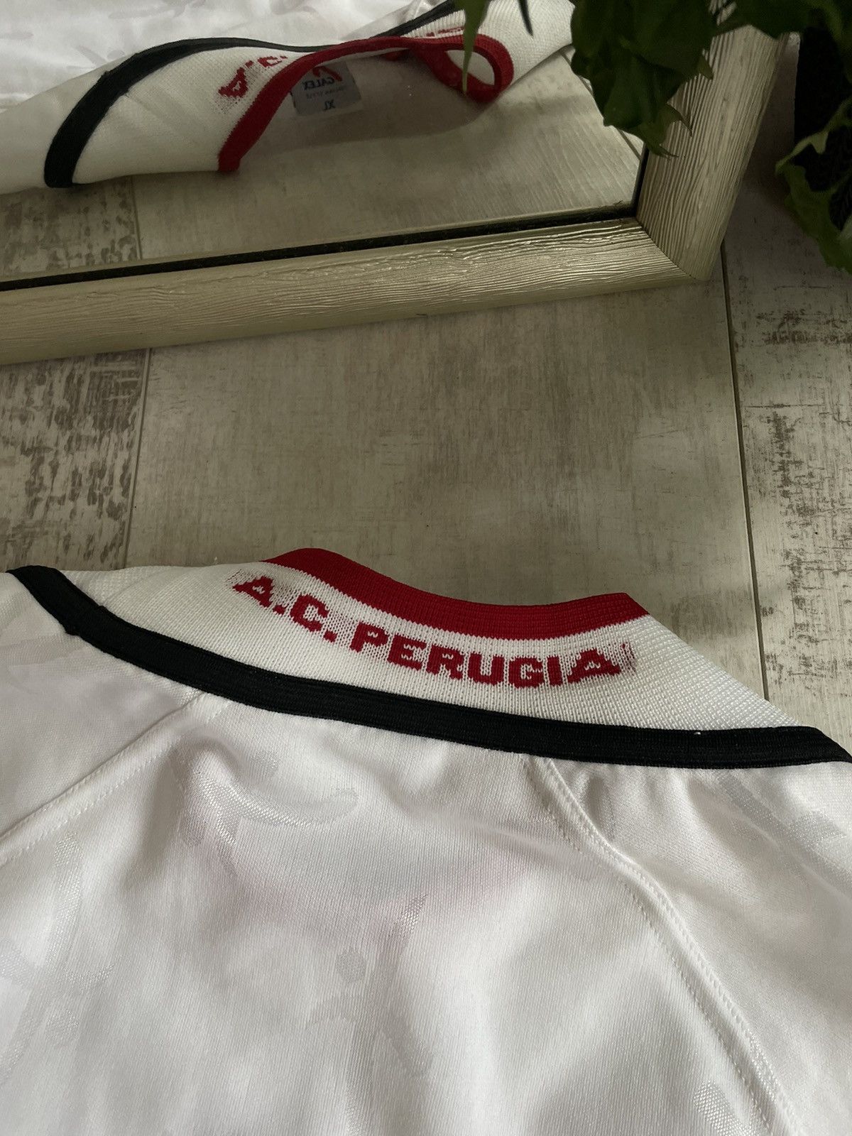 Other Vintage Galex Perugia 2001/2002 Away Football Shirt Match Size US XL / EU 56 / 4 - 7 Thumbnail