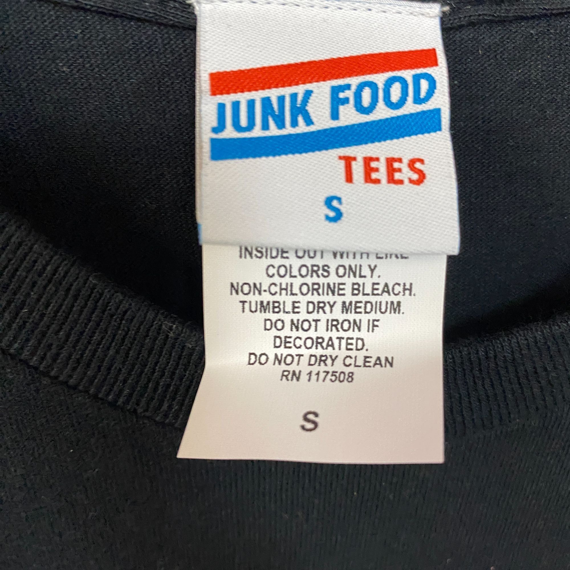 Junk Food Def Leppard Japanese Katakana Graphic Design T-Shirt Small Size US S / EU 44-46 / 1 - 4 Thumbnail
