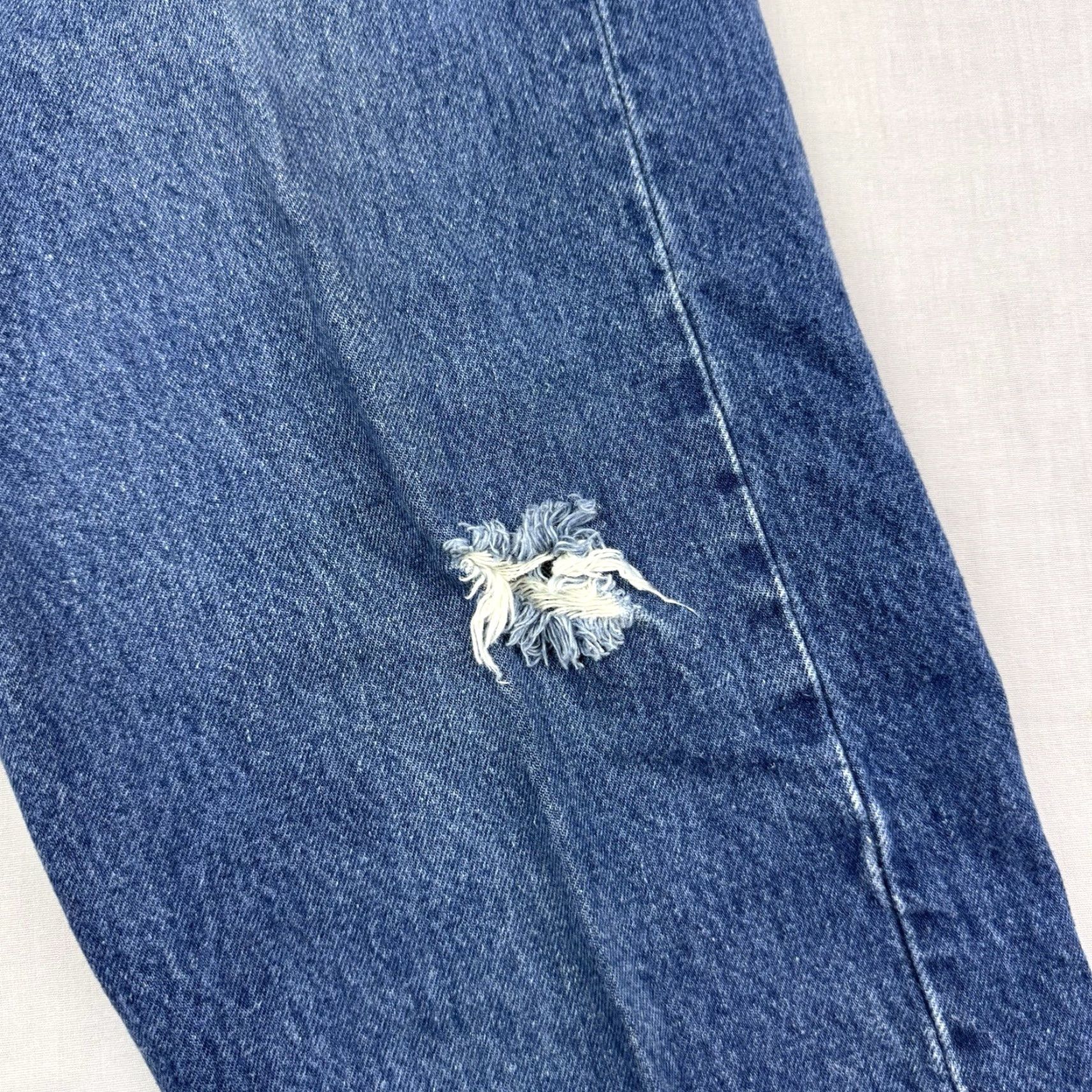 Levi's VINTAGE Levi's 501 Jeans Adult 35x34 Button Fly Straight Leg USA Hipster Blue Cotton Mens Size US 35 - 2 Thumbnail