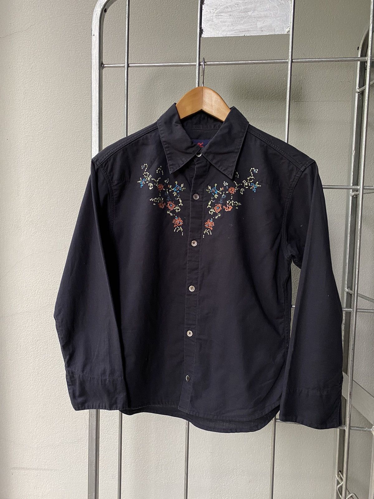 45rpm 45 RPM floral Cross stitch embroidered shirt Size XS / US 0-2 / IT 36-38 - 1 Thumbnail