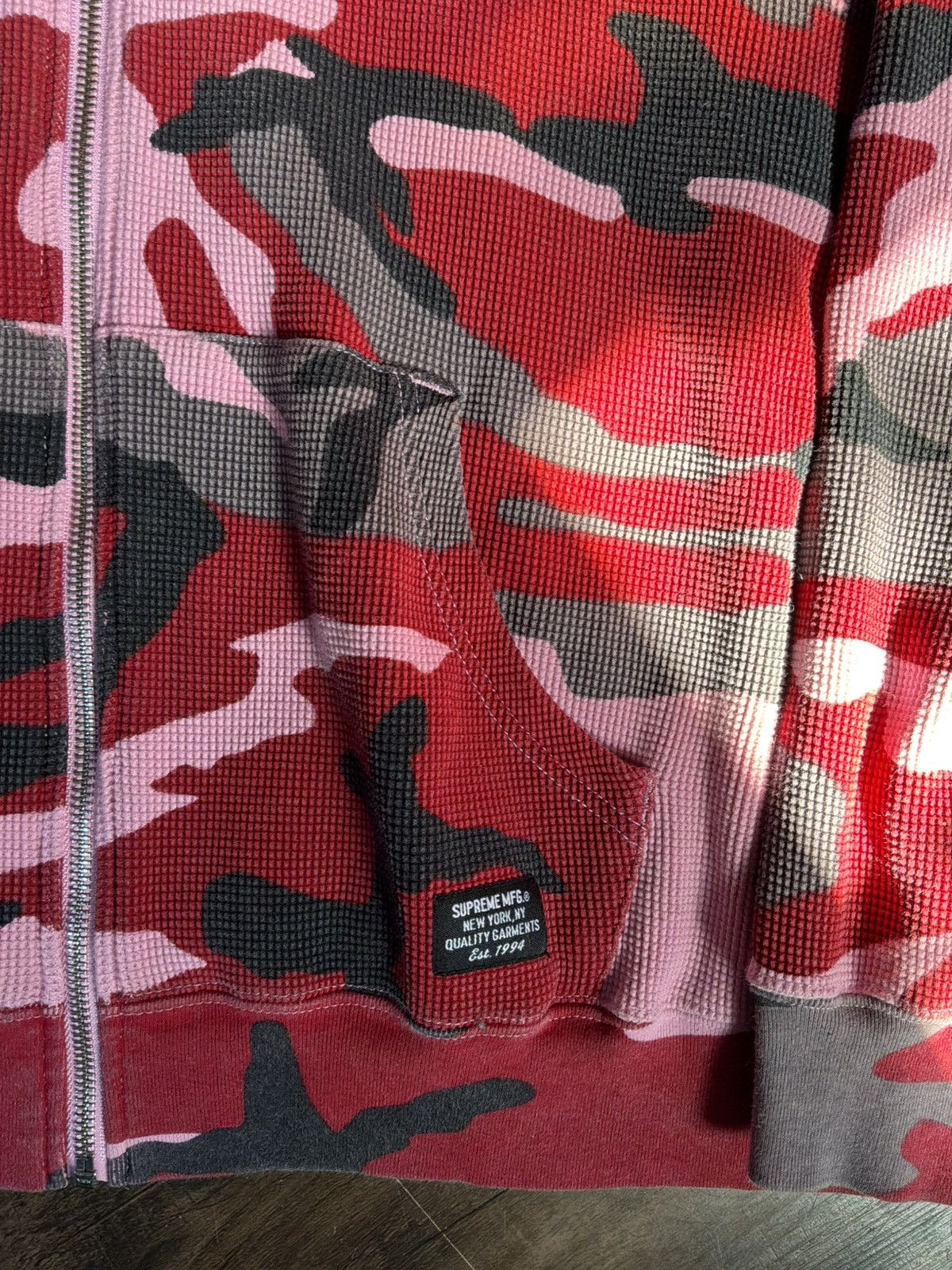 Supreme Supreme Hooded Zip Up Thermal Pink Camo Size US L / EU 52-54 / 3 - 2 Thumbnail