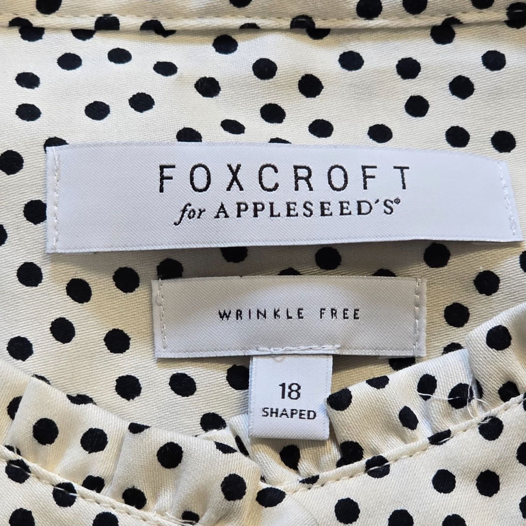 Vintage Foxcroft Blouse Womens 18 White Polka Dot Long Sleeve Button Wrinkle Free Career Size XXL / US 16-18 / IT 52-54 - 3 Thumbnail
