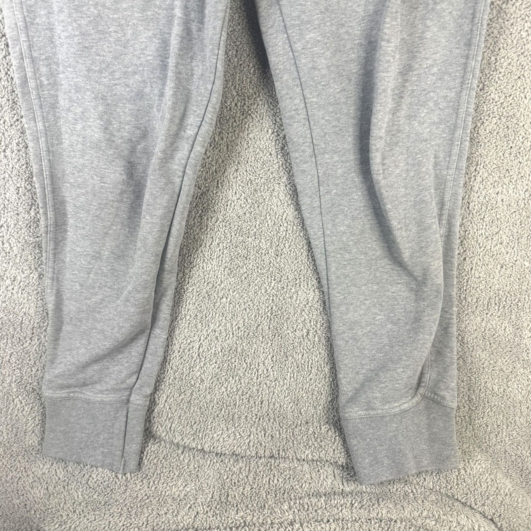 Nike Nike Dri-FIT Sweatpants Mens Small Gray Joggers Cuffed Swoosh Logo Tight Tapered Casual Activewear Size US 29 - 4 Thumbnail