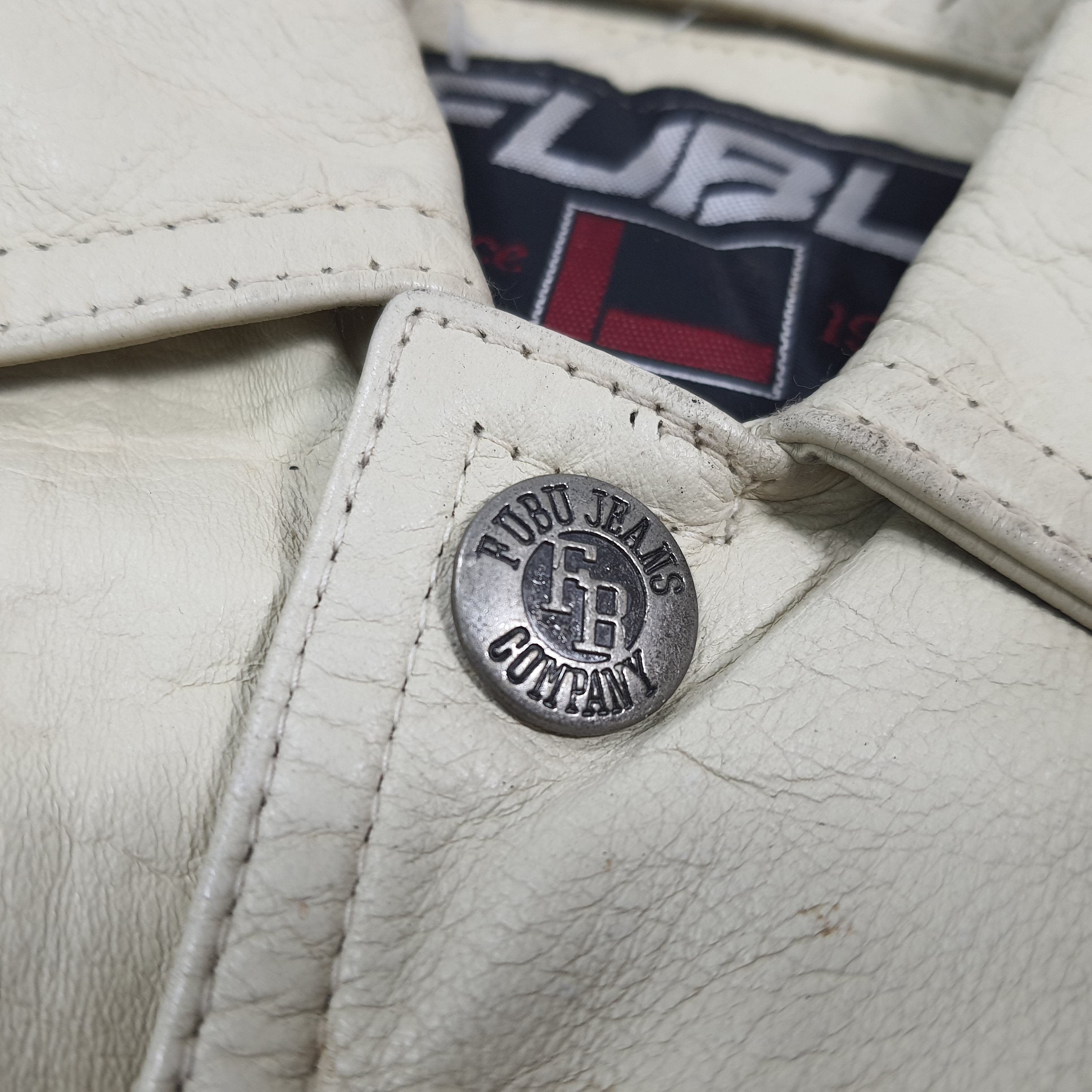Fubu Vintage FUBU Full Leather Varsity Jacket 90s Hip Hop C286N4 Size US L / EU 52-54 / 3 - 6 Thumbnail