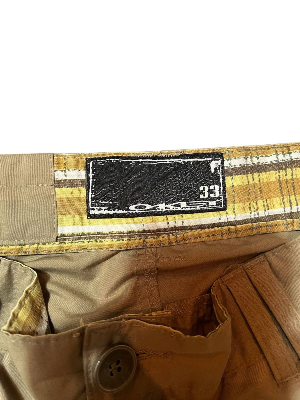 Oakley Oakley Vintage Cargo Shorts Utility Tech Beige Size 33 Size US 33 - 8 Thumbnail