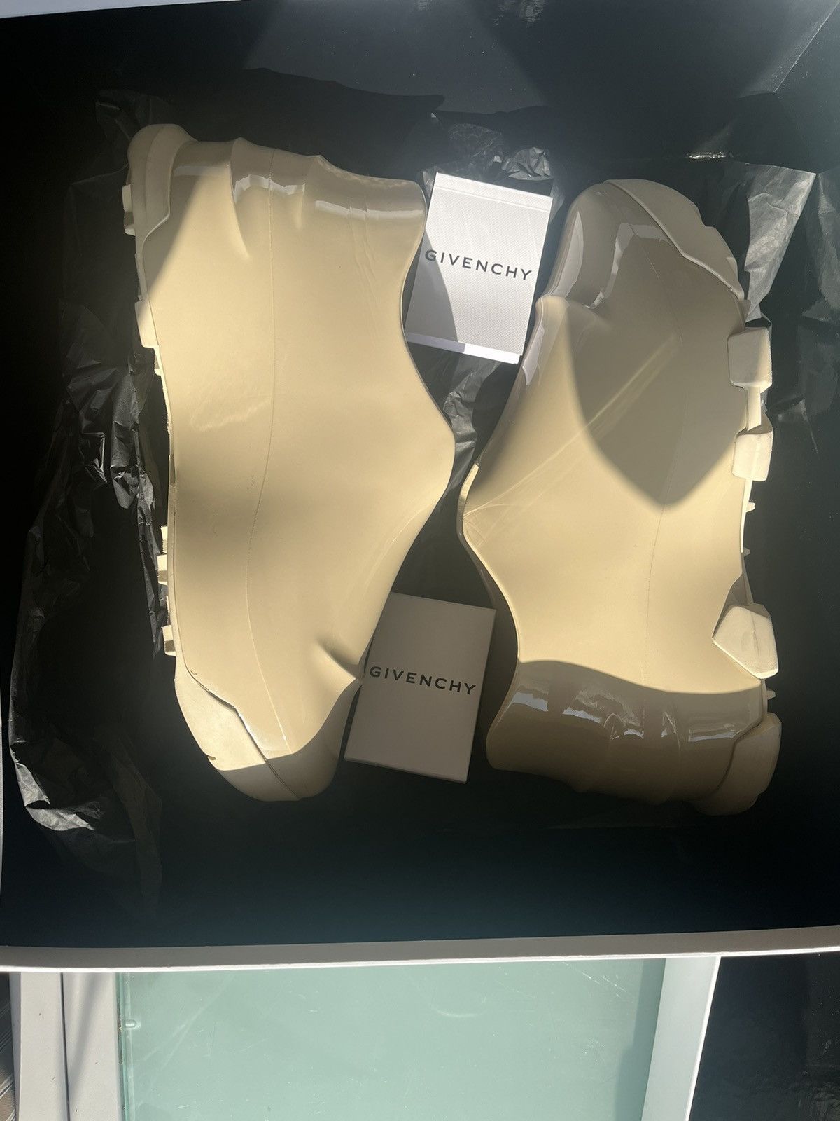 Givenchy Givenchy “monumental” Size US 9 / EU 42 - 5 Thumbnail