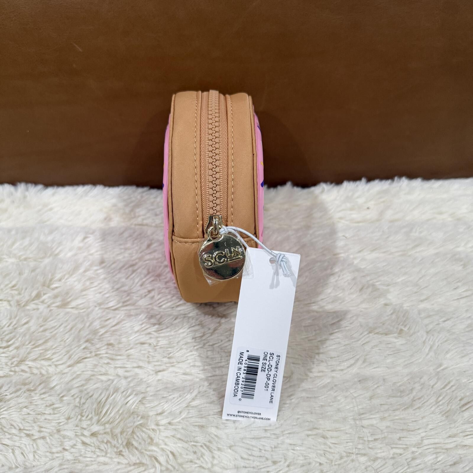 Other Stoney Clover Lane x Dunkin’ Donuts - The Dunkin Donut Pouch Size ONE SIZE - 4 Thumbnail