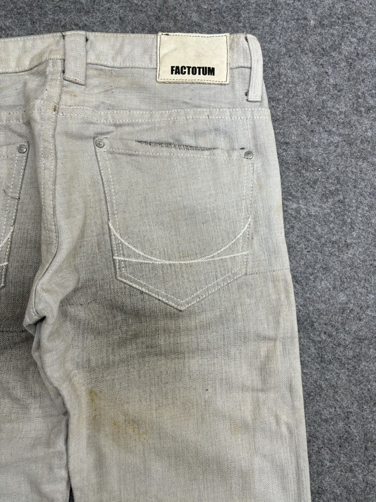 FACTOTUM × Japanese Brand FACTOTUM Japan Special Faded Design Jeans F567 Size US 30 / EU 46 - 11 Thumbnail