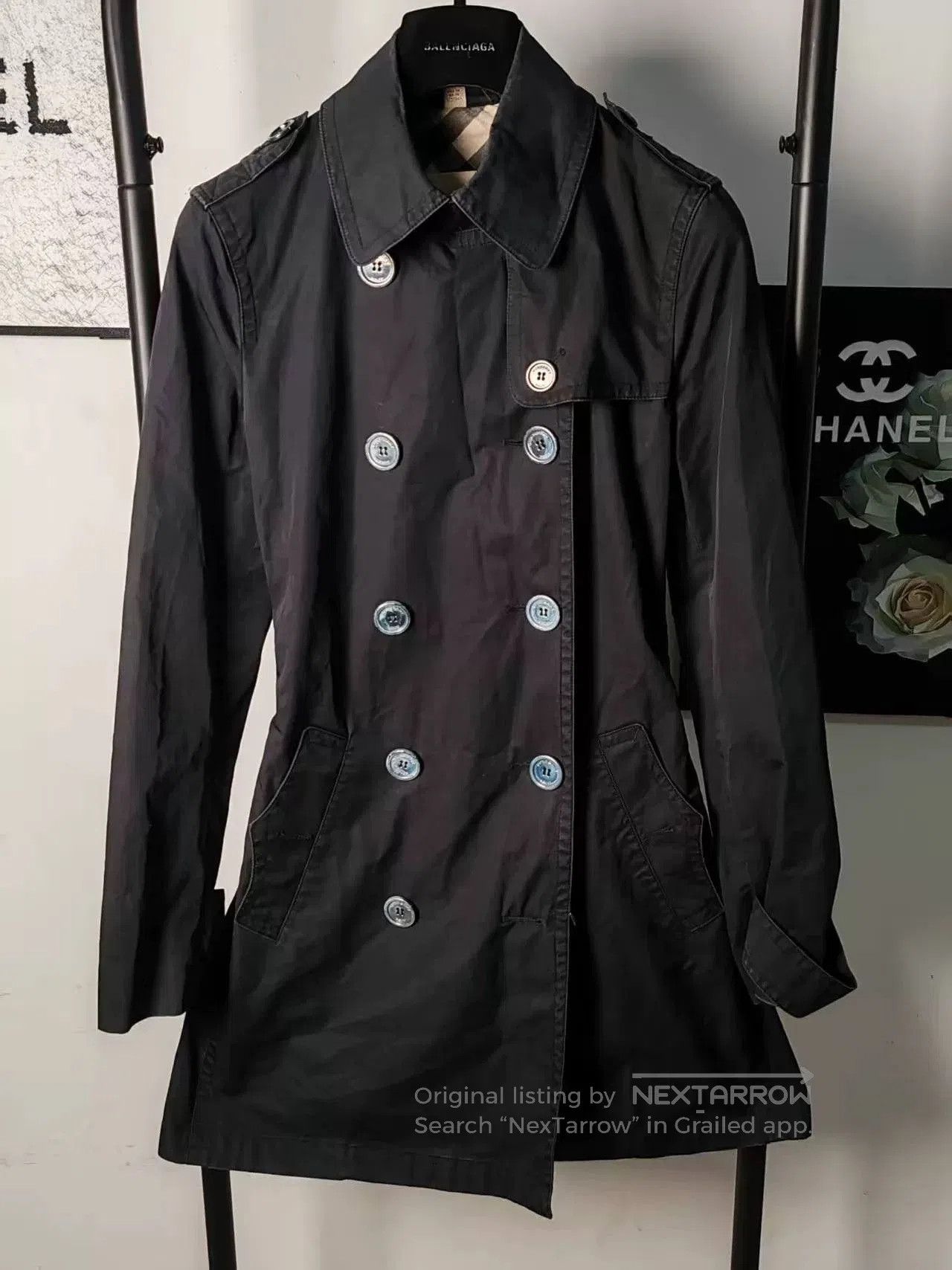 Burberry Burberry Coat with Classic Check Lining. Size US M / EU 48-50 / 2 - 1 Thumbnail