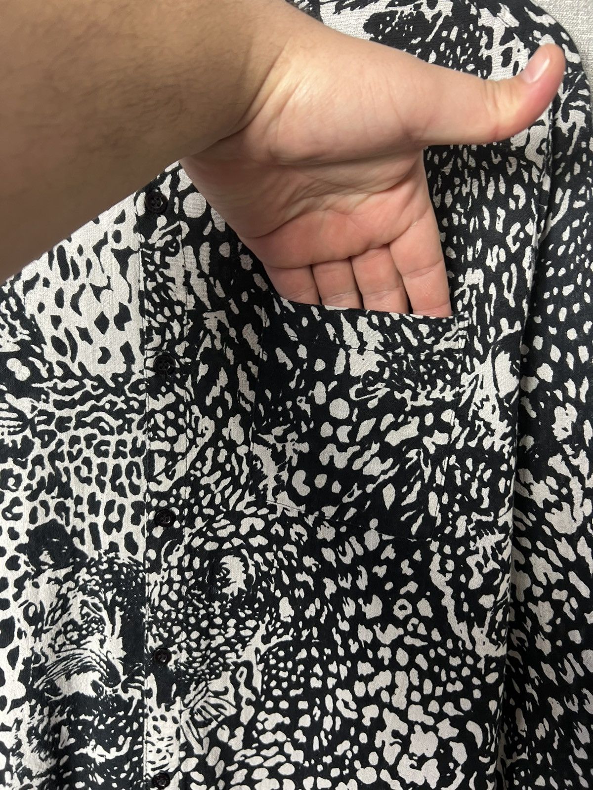 Rolla's ROLLAS All Over Print Leopard Button Up Long Sleeve Shirt Size US L / EU 52-54 / 3 - 6 Thumbnail
