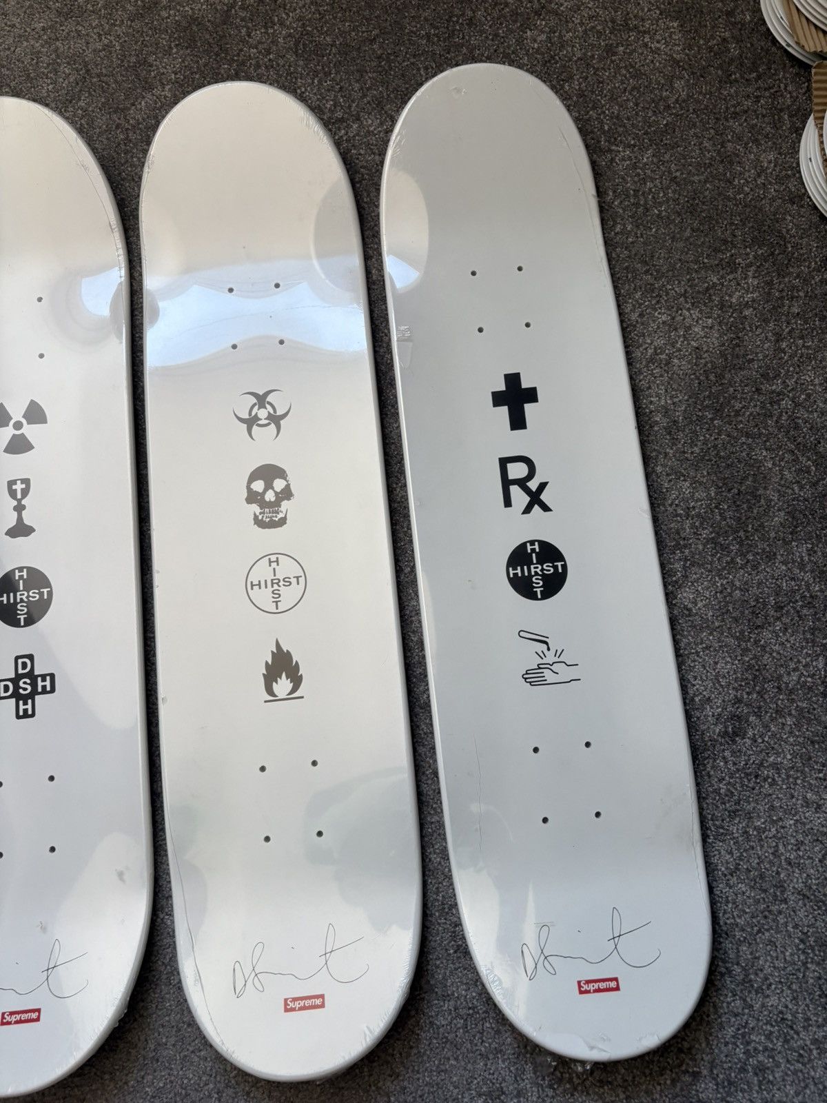 Damien Hirst × Supreme Supreme x Damien Hirst 2009 Spots Skateboard Deck Full Set Size ONE SIZE - 18 Thumbnail