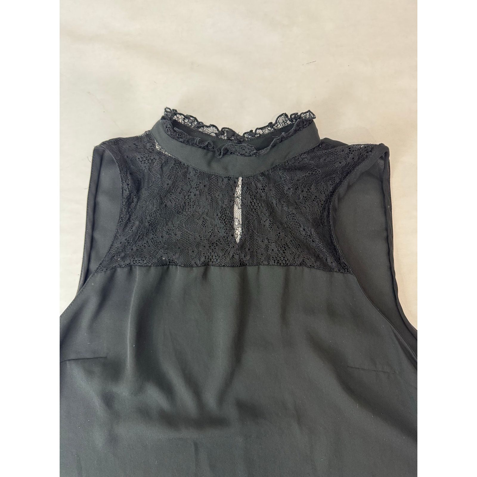Zara Black Whimsigoth Lace Mock Neck Blouse Sleeveless Zara XS Size XS / US 0-2 / IT 36-38 - 2 Thumbnail