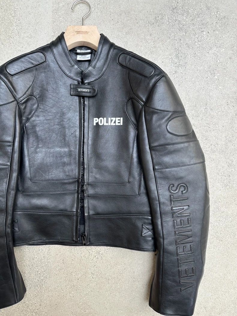 Vetements Vetements Polizei Leather Racing Jacket Size US S / EU 44-46 / 1 - 2 Thumbnail