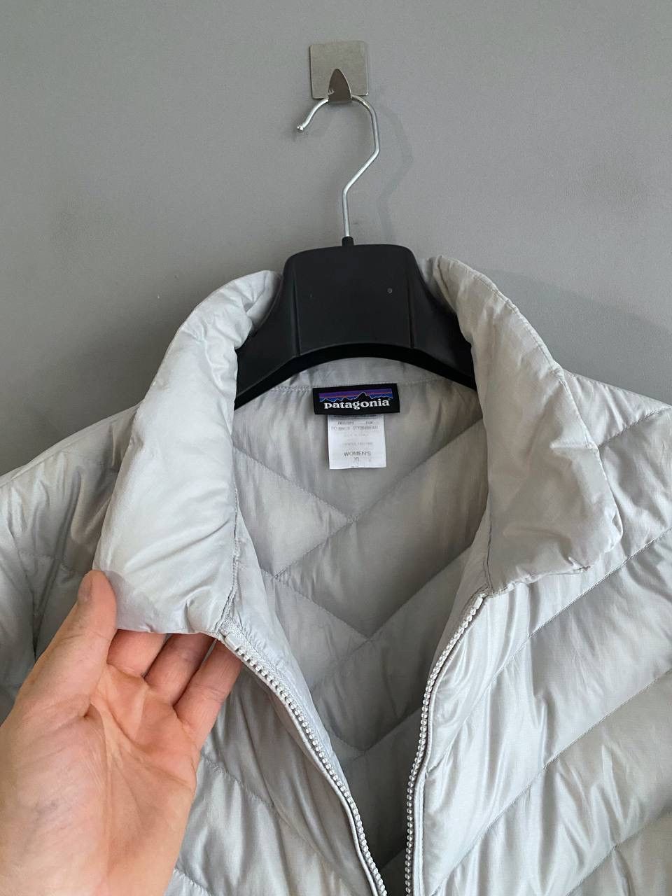 Patagonia Patagonia Down Women's Gray Puffer Jacket, Size XL Size XL / US 12-14 / IT 48-50 - 5 Thumbnail