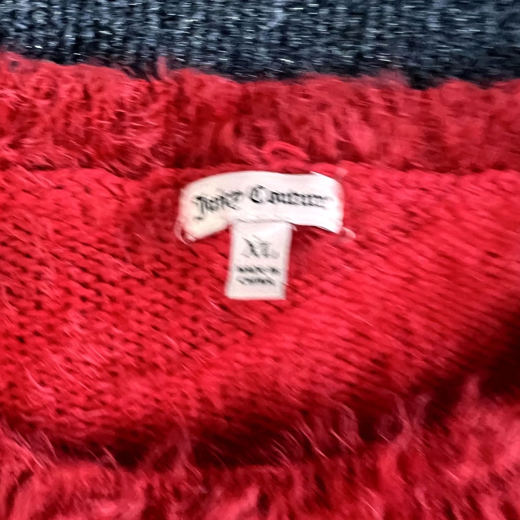 Juicy Couture VINTAGE Juicy Couture Sweater Womens XL Red Fuzzy Heart Love Graphic Cozy Pullover Size XL / US 12-14 / IT 48-50 - 2 Thumbnail