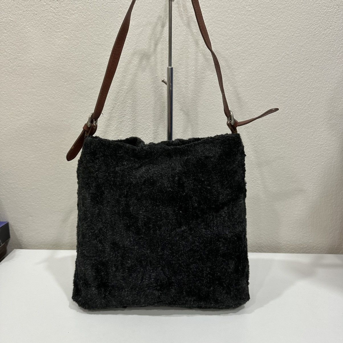 Kansai Yamamoto ‼️LASTDROP‼️ KANSAI YAMAMOTO FAUX FUR SHOULDER BAG Size ONE SIZE - 4 Thumbnail