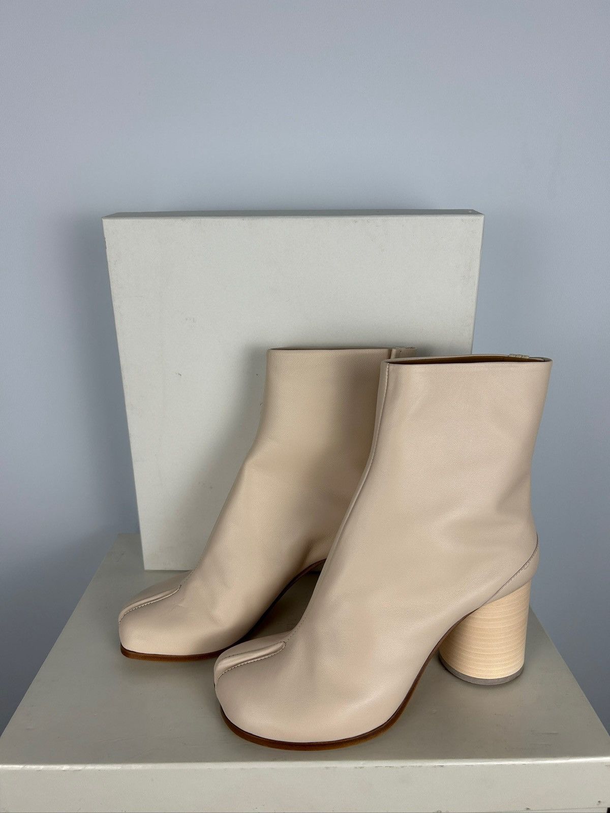 Maison Margiela Tabi Margiela Size US 7 / IT 37 - 5 Thumbnail